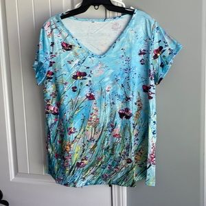 Medium floral shirt